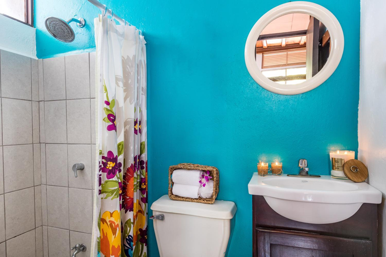 Bathroom 4, Alajuela City Hotel & Guest House, Alajuela