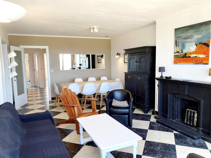Others 5, Apartment in Nieuwpoort With sea View, West-Vlaanderen