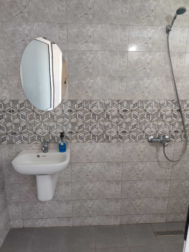 Bathroom 3, Casa Firma, Korba