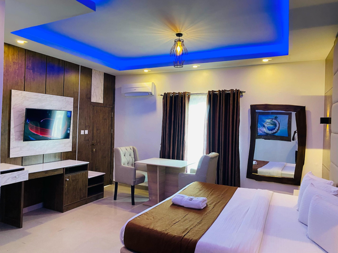 Bedroom 2, Presken Oniru, Eti-Osa