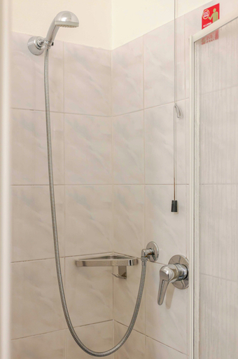 Bathroom 3, Hotel 3 Comfortable Stay in Ventimiglia, Imperia