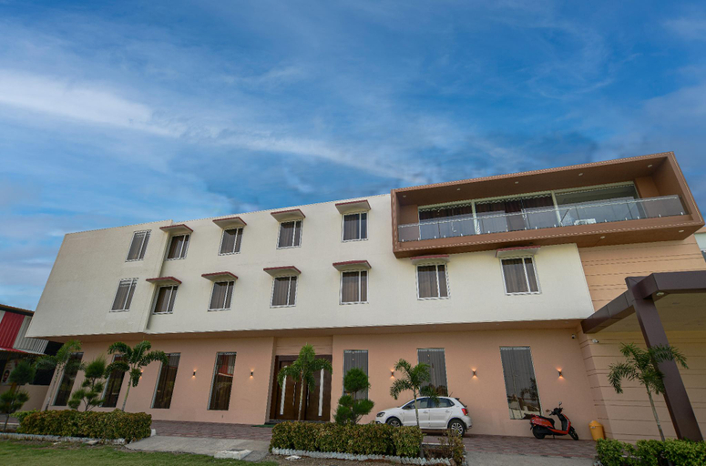 Exterior & Views 1, Radhe Krishna Resort, Ujjain