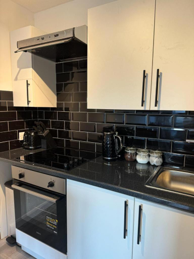 Others 1, Apartment Close to the Studios, Hertfordshire