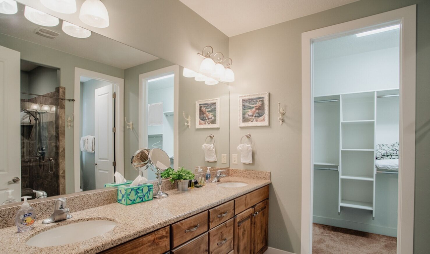 Bathroom 4, Paradise Village by Cloud Dream Homes, Washington