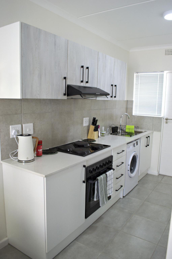 Others 5, Camden Stay, City of Cape Town