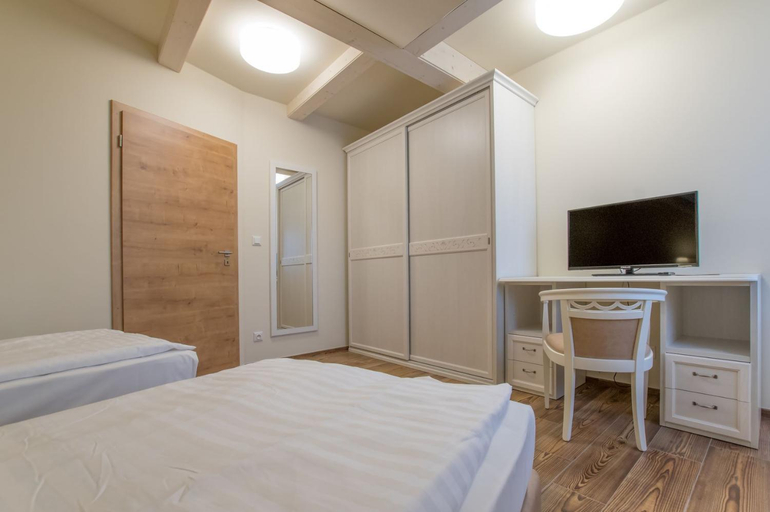 Bedroom 3, Hotel SLUNECNA LOUKA, Český Krumlov