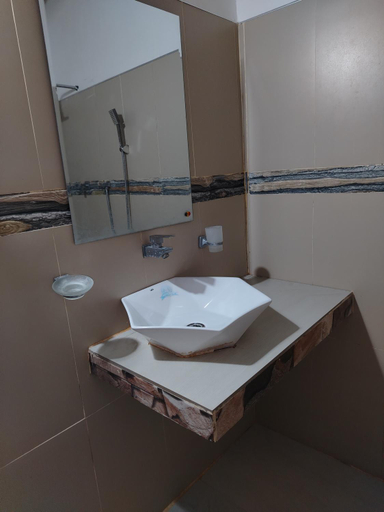 Bathroom 3, Corner Cottage Anuradhapura - Homestay and Cooking Class, N. Palatha East