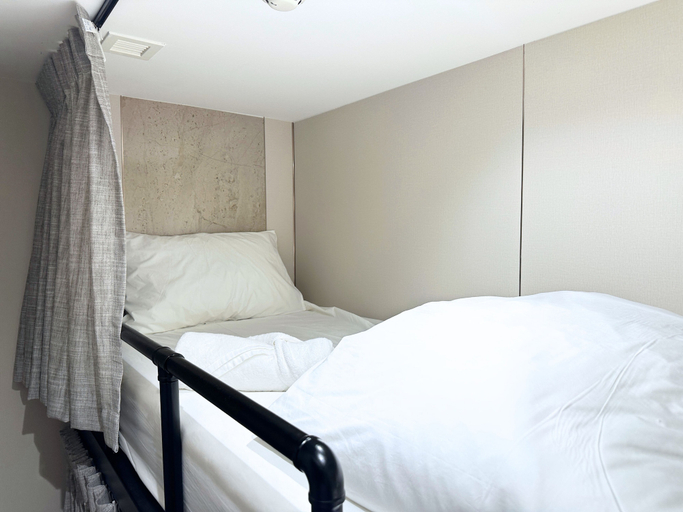 Others 4, Nest Hotel Singapore, Singapura