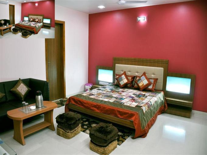 Bedroom 2, Hotel Laxmi Residency, Bikaner