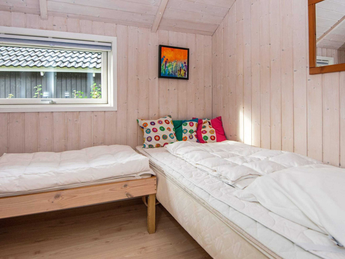 Bedroom 2, 4 Star Holiday Home in Hovborg, Vejen