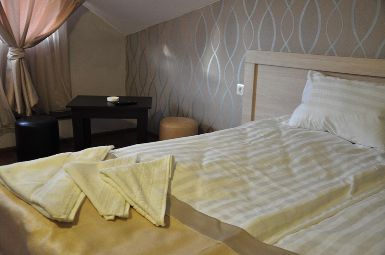 Bedroom 2, Hotel Imperial, Tbilisi
