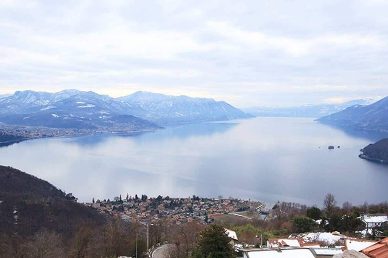 Others 3, Stylish Lake Maggiore Apartment With Lake Views, Varese
