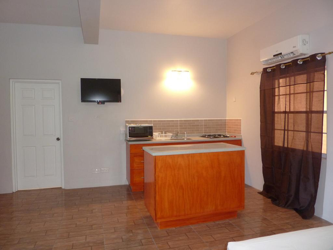 Public Area 3, La Heliconia