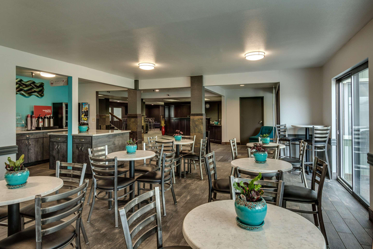 Food & Drinks 5, Surestay Plus By Best Western Post Falls, Kootenai