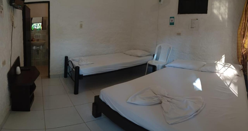Bedroom 2, Centro Recreacional Villa Clarita, Rivera