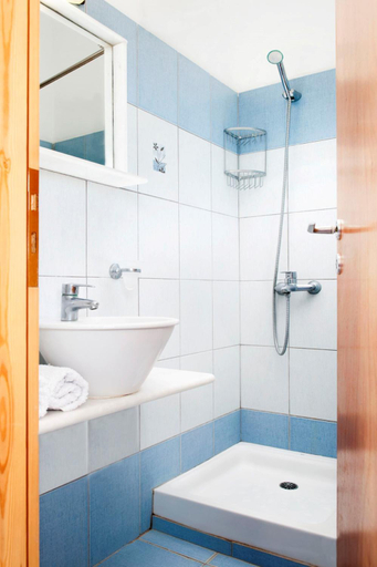 Bathroom 2, Dimitris Rooms, South Aegean