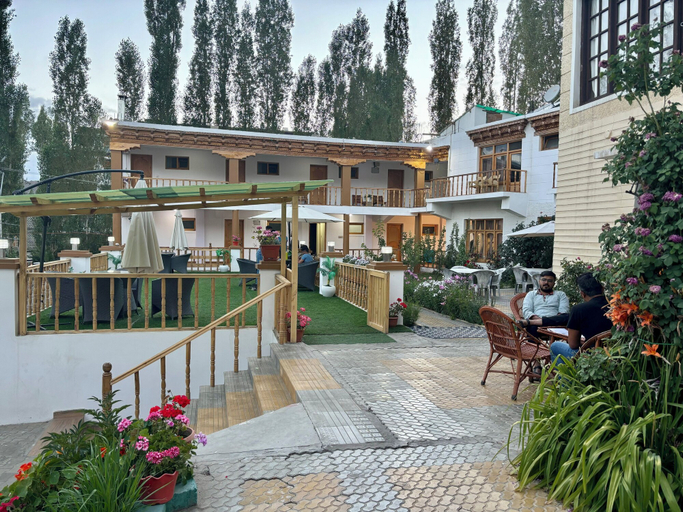 Exterior & Views 2, City Heart Boutique Stays, Leh