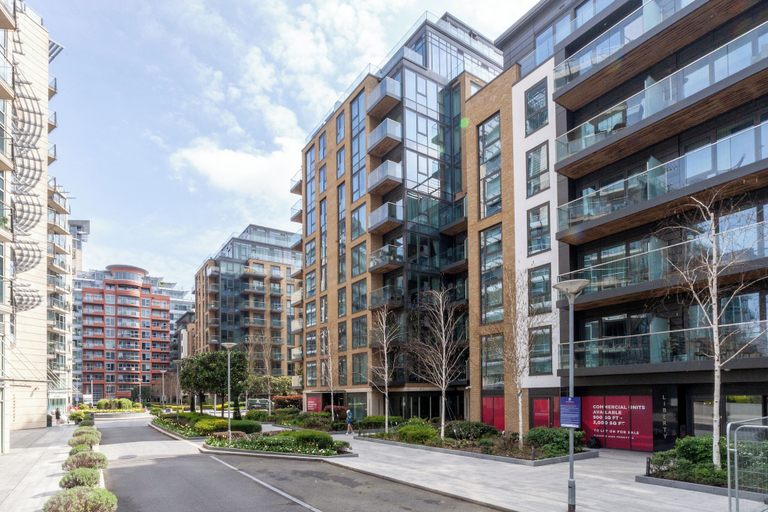 Exterior & Views 2, The Wandsworth Luxury Studio, London