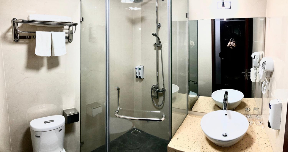 Bathroom, TUNG LAM HOTEL, Hạ Long