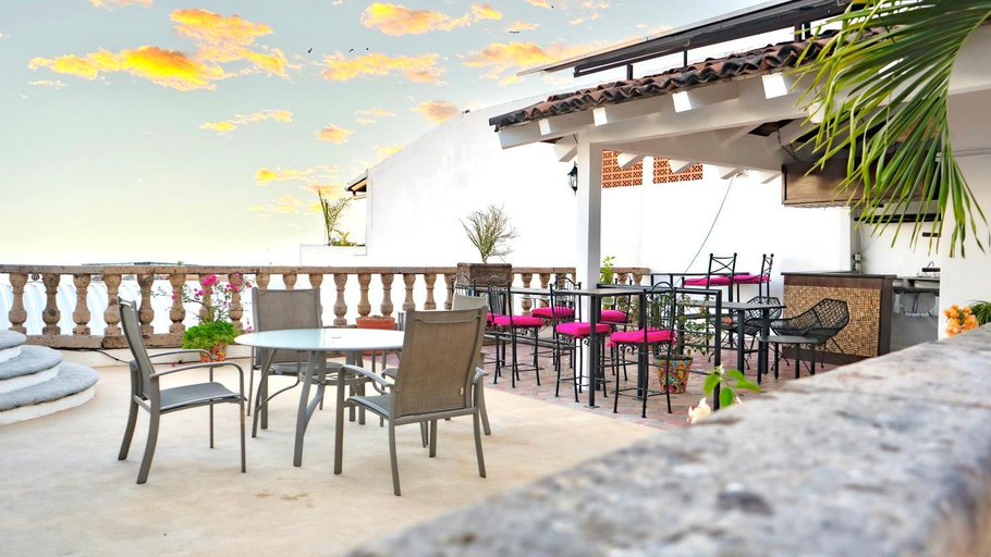 Food & Drinks, Pueblo Real Hotel Boutique, Puerto Vallarta