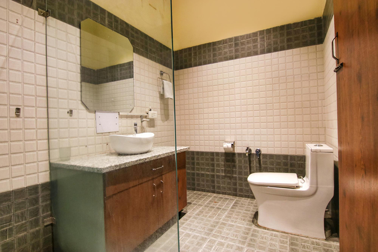 Bathroom, FabHotel K9 Regency, Ludhiana