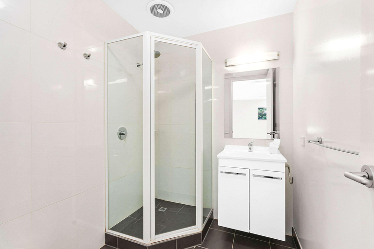 Bathroom 3, Comfort Inn & Suites Warragul Drouin, Baw Baw - Pt B West