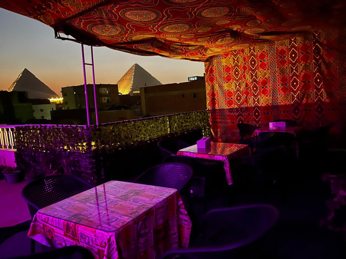Others 5, 2 Jana Pyramids view inn, Al-Ahram