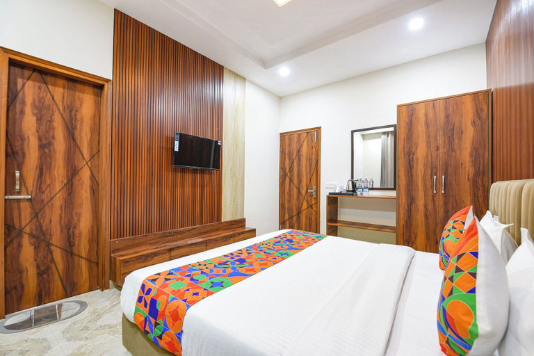 Bedroom 2, Fabhotel Regal, Sahibzada Ajit Singh Nagar