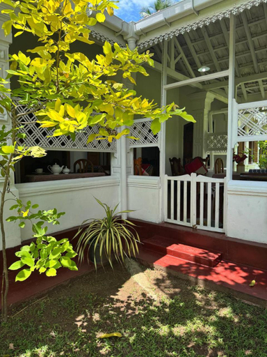 Others 5, Grand Villa, Hikkaduwa