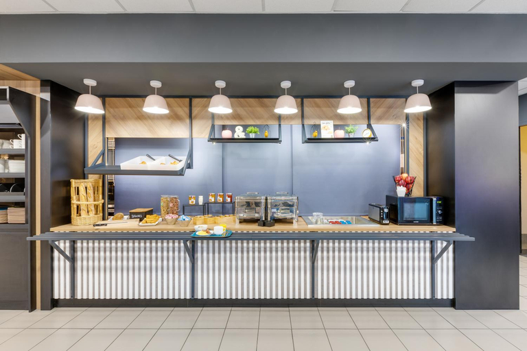 Food & Drinks 5, B&B HOTEL Le Port- Marly St-Germain en Laye, Yvelines