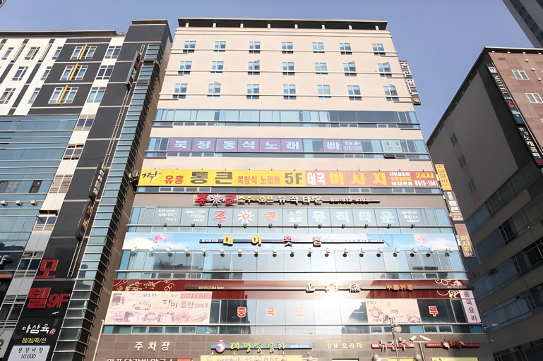 Exterior & Views 1, Hotel Bella Dongtan, Hwaseong