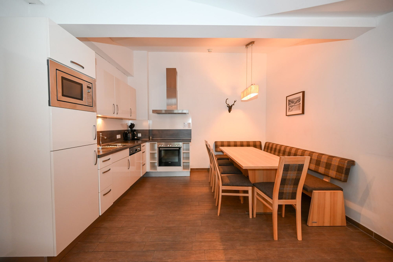 Room 4, Residence Kristall - TOP 16 Joker Card, Zell am See