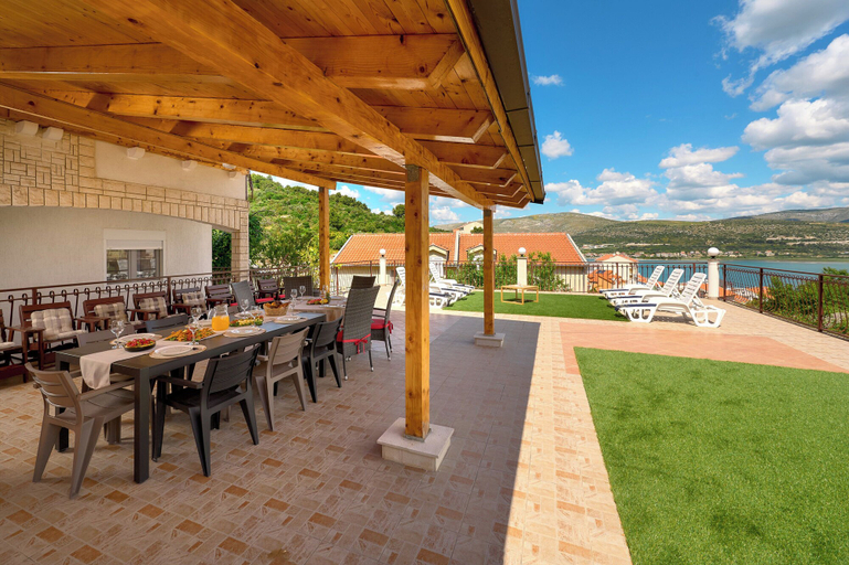Food & Drinks 5, Sun Spalato Villa Alisa, Trogir