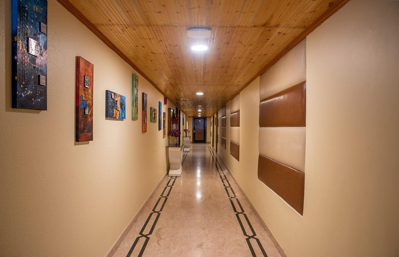 Public Area, Hotel Drive Inn Mussoorie , Dehradun