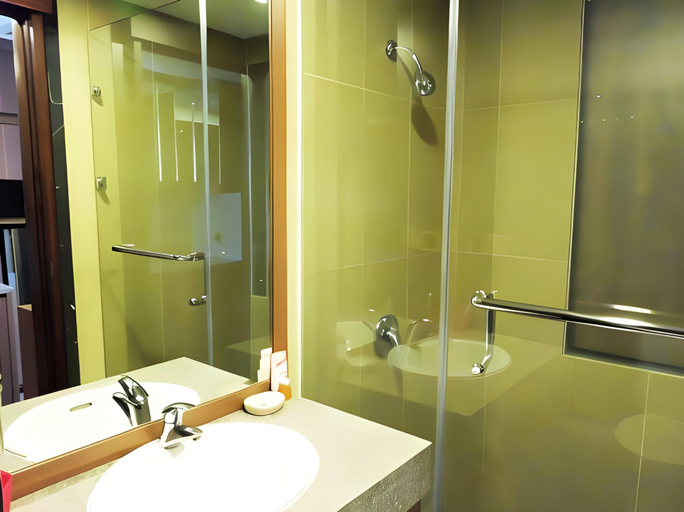 Bathroom 5, U Residence 2 by Ana Room, Tangerang
