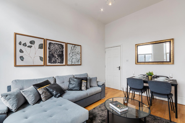 4, Acton Central apartment, London