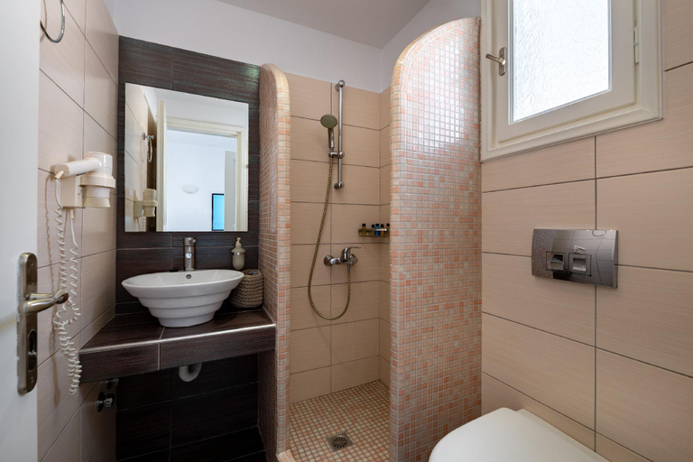 Bathroom 5, Seaside Breeze, South Aegean