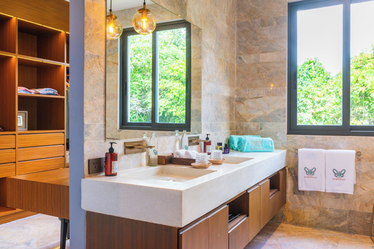 Bathroom 5, Ida B Domain, Ko Samui