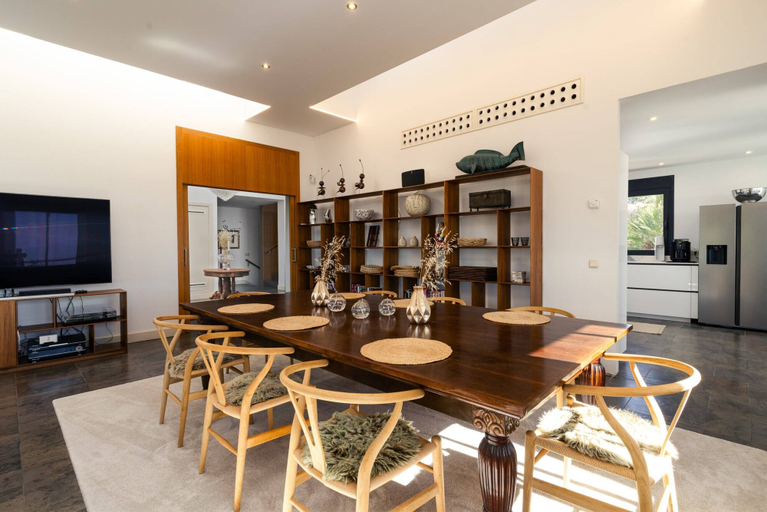 Dining 4, Lavish Villa With Private Pool, Málaga