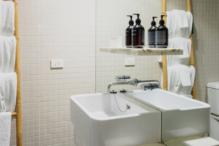 Bathroom 4, The Prince, Melbourne