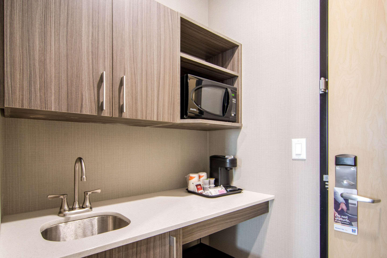 Bedroom 3, Comfort Inn & Suites Saskatoon, Division No. 16