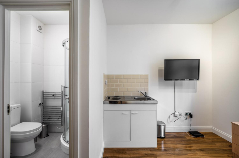 Bathroom 3, City Rooms, London
