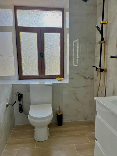 Bathroom 2, Private room, Gjirokastrës