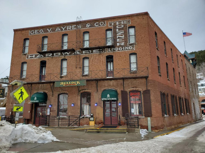 Exterior & Views 1, Historic Bullock Hotel, Lawrence