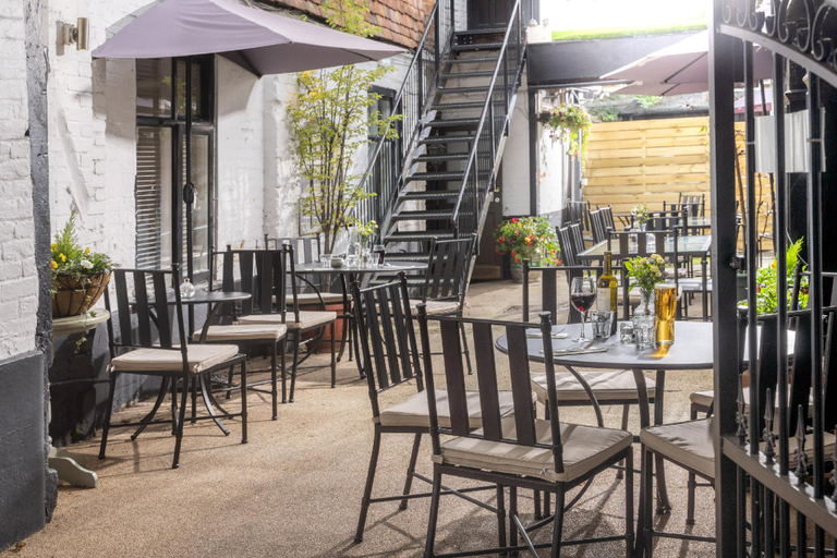 Food & Drinks 5, The Chapter House, Wiltshire
