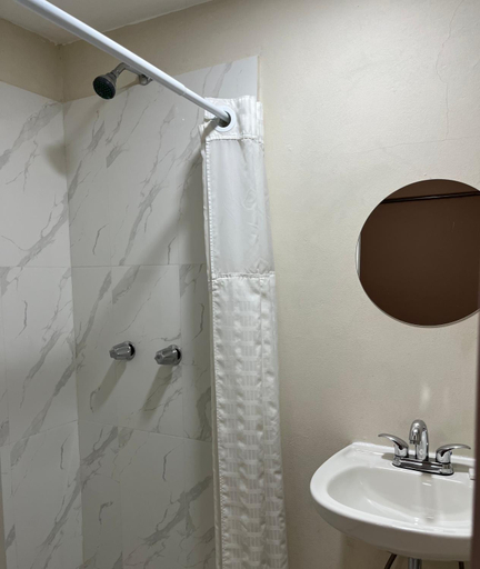 Bathroom 2, HOTEL VILLAGRAN, Tijuana