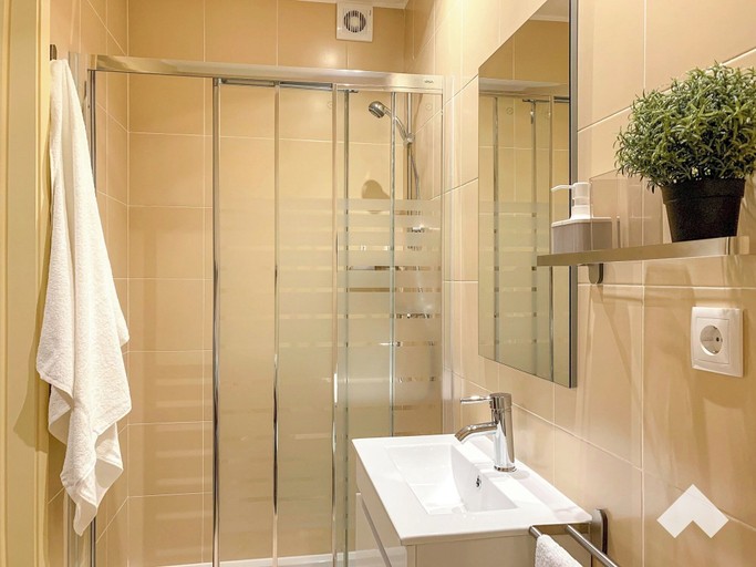 Bathroom 3, Graca1 · Apartment 92 · Your Home in Lisbon, Lisbon