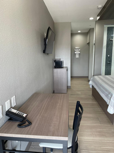 Others 4, Express Inn - Richey, Houston
