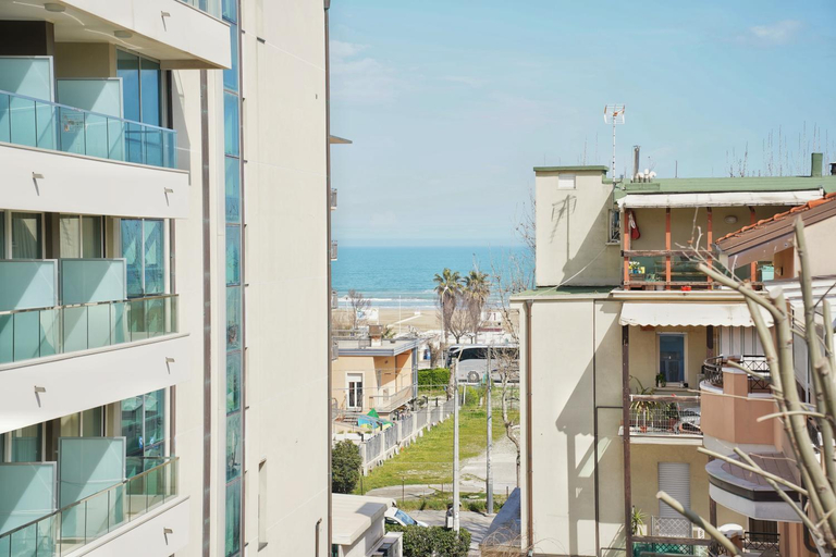 Others 4, Hotel Malibu, Rimini