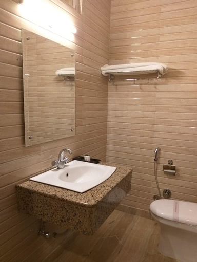 Bathroom, Hotel Bali Resort Extension, Reasi